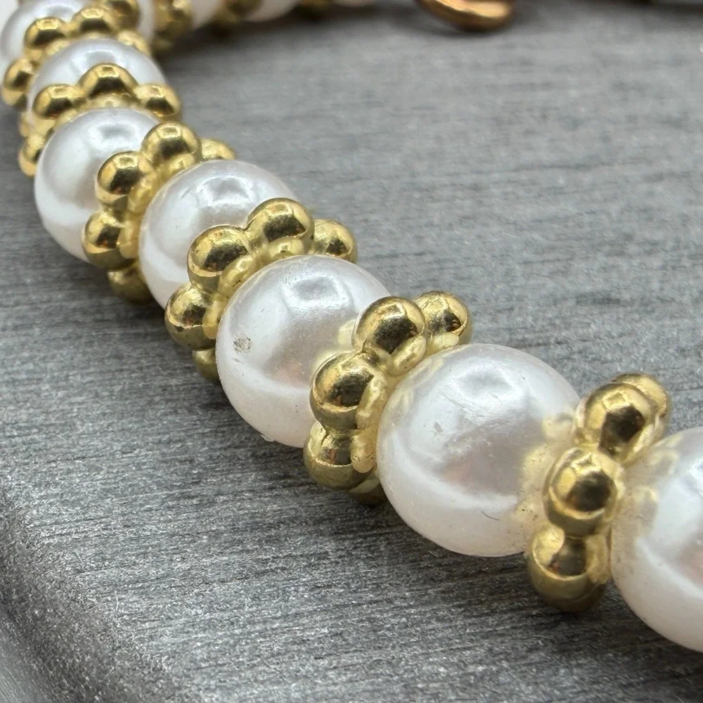 Faux Pearl Bracelet Gold Tone Beaded Floral Spacer Spring Ring Clasp Classic